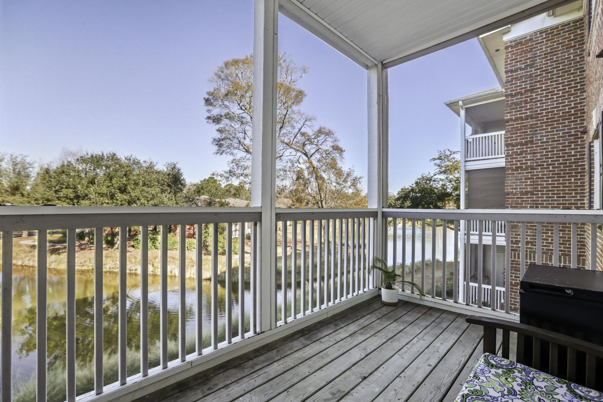 1445 Cambridge Lakes Drive Photo 30