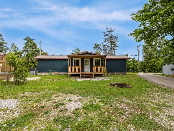 210 Conifer Rd, Winfield, TN 37892