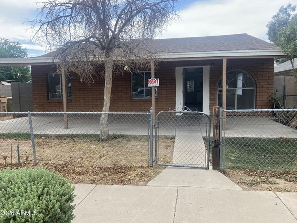 6706 N 55TH Avenue, Glendale, AZ 85301