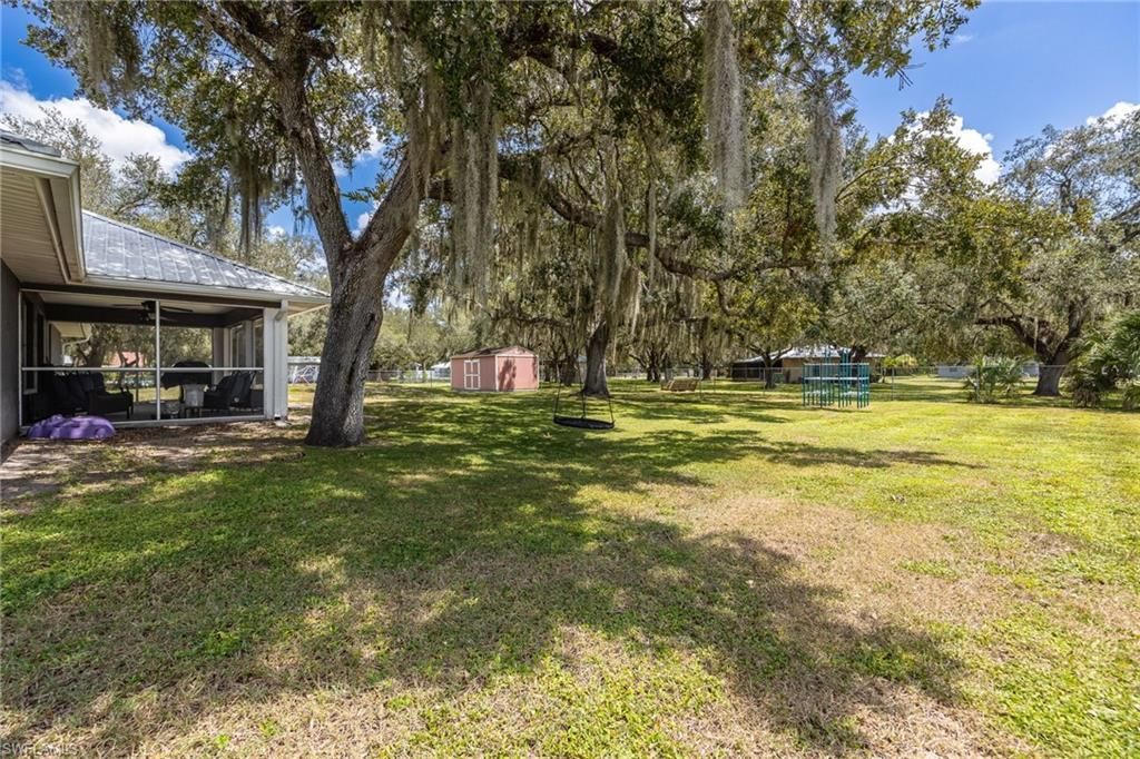 311 S Oak St , Labelle, FL 33935 Photo
