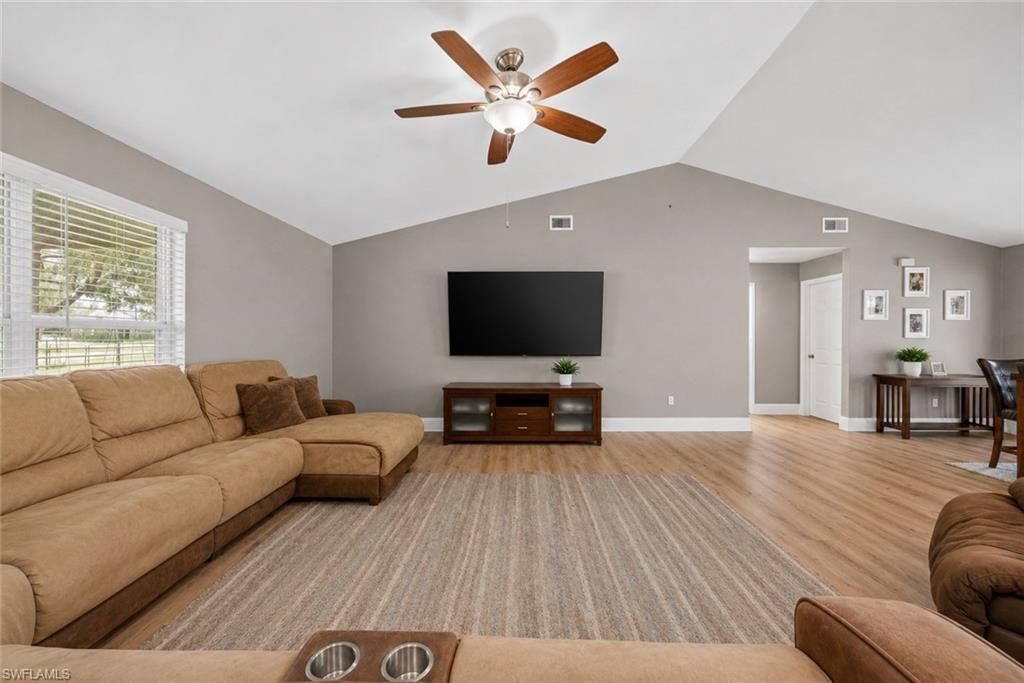 311 S Oak St , Labelle, FL 33935 Photo