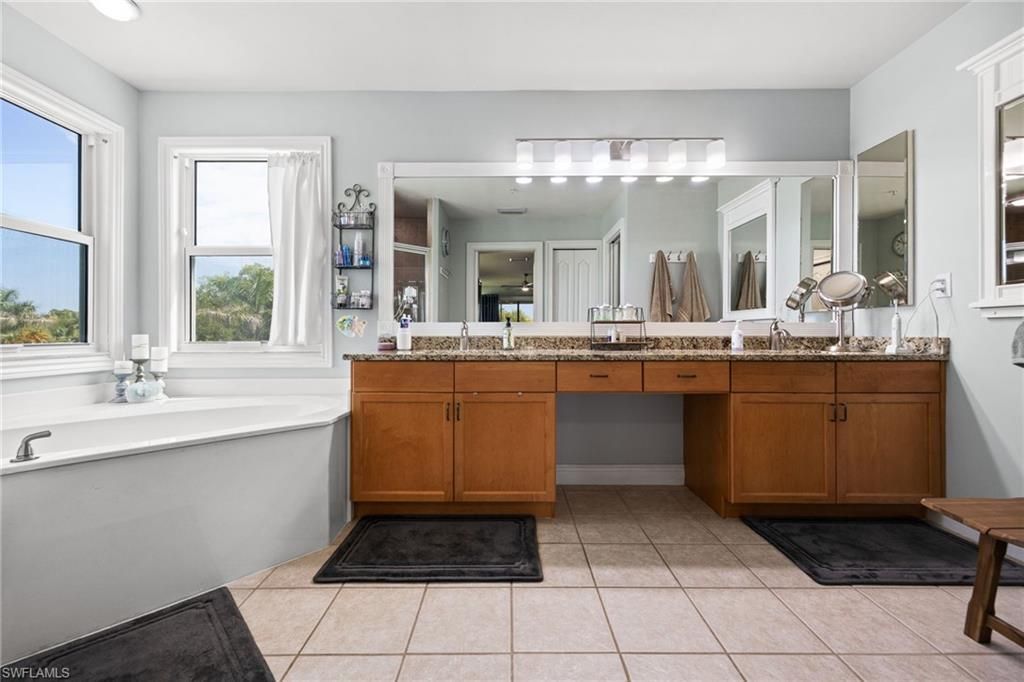 16450 Oakview Cir , Alva, FL 33920 Photo