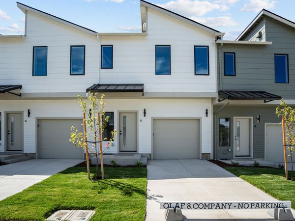2032 Sunset Drive, Unit 5, Medford, OR 97501