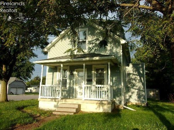 631 S Main Street, Fostoria, OH 44830