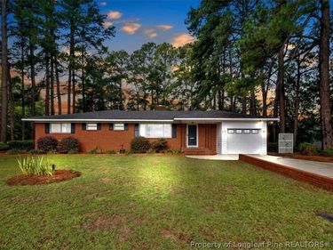 906 Emeline Avenue , Fayetteville, NC 28303