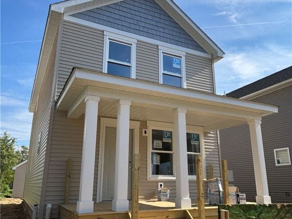 7725 Colgate Avenue , Cleveland, OH 44102