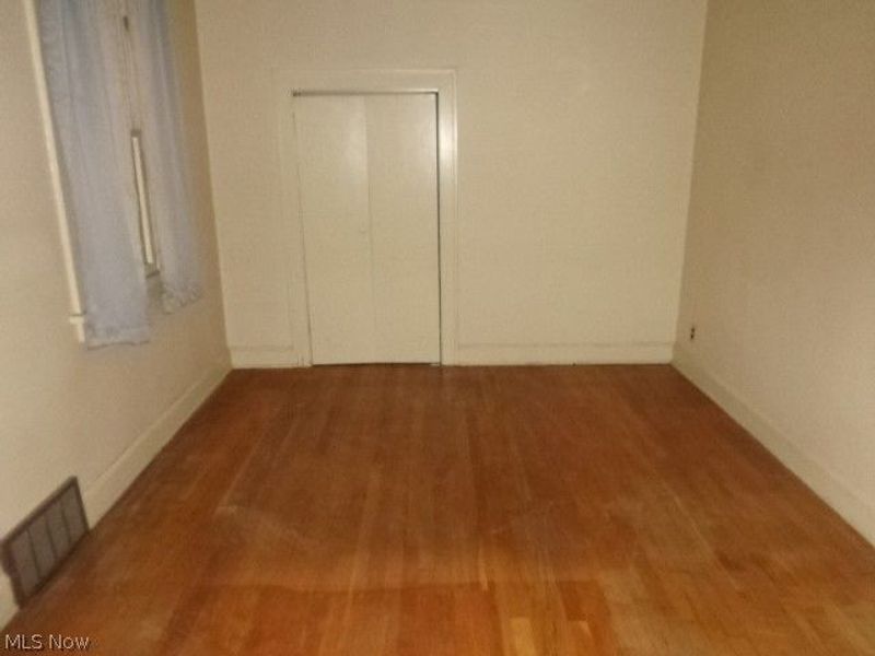3712 Washington Park Boulevard, Newburgh Heights, OH 44105 Photo 14