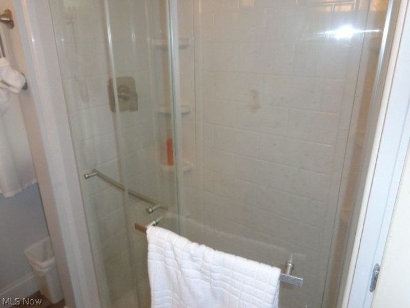 3712 Washington Park Boulevard, Newburgh Heights, OH 44105 Photo 18