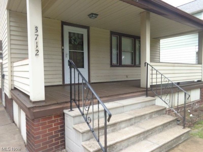 3712 Washington Park Boulevard, Newburgh Heights, OH 44105 Photo 3