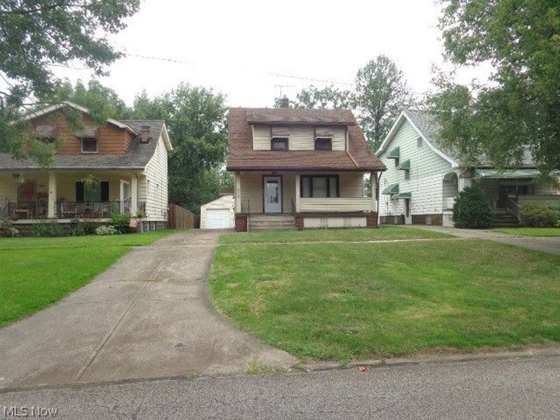 3712 Washington Park Boulevard, Newburgh Heights, OH 44105 Photo 5