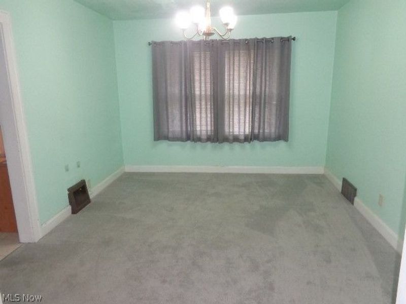 3712 Washington Park Boulevard, Newburgh Heights, OH 44105 Photo 9