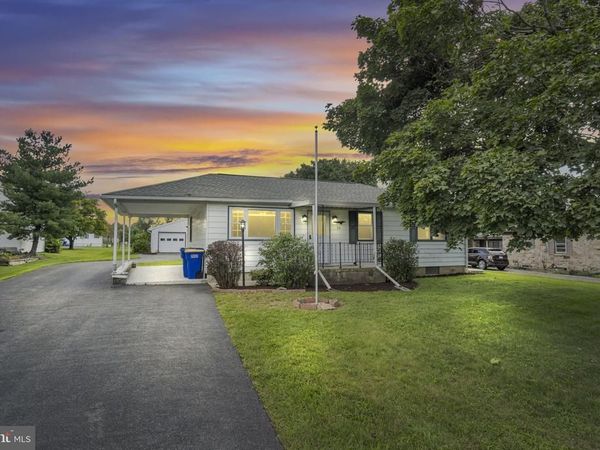 34 WAGNER DRIVE , CARLISLE, PA 17013