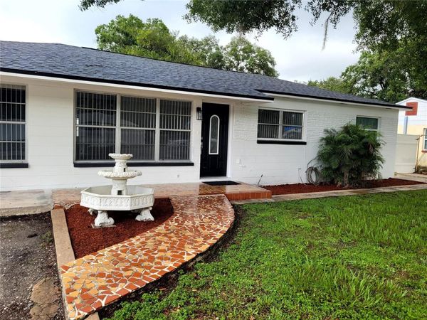 10803 N ARMENIA AVENUE , TAMPA, FL 33612