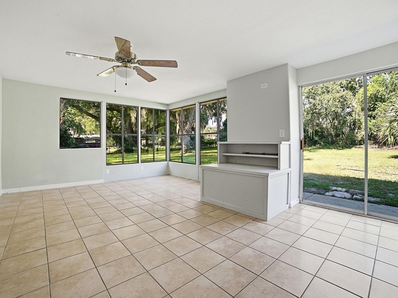 1361 Peters Drive , Leesburg, FL 34748 Photo
