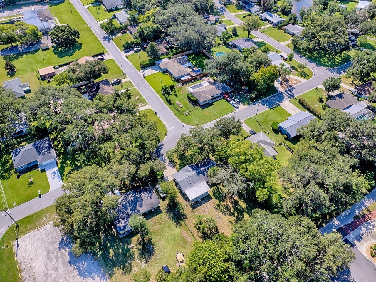 1361 Peters Drive , Leesburg, FL 34748 Photo