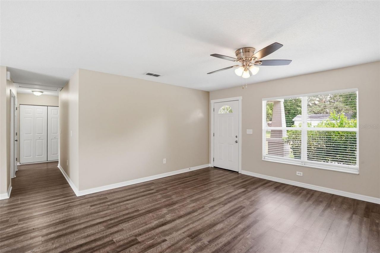 5331 5th Street , Zephyrhills, FL 33542 Photo