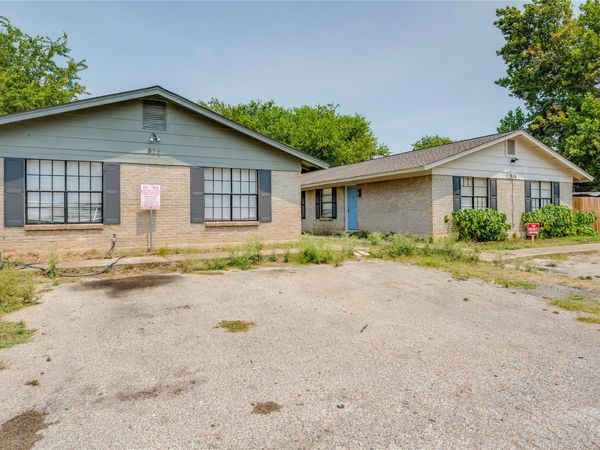 838 N Meadows DR , Austin, TX 78758