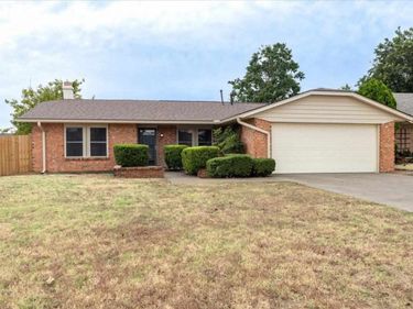7710 NW Taylor, Lawton, OK 73505