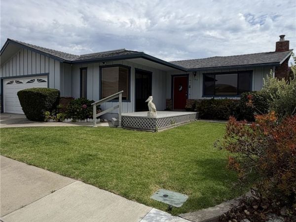 160 Terra Street, Morro Bay, CA 93442