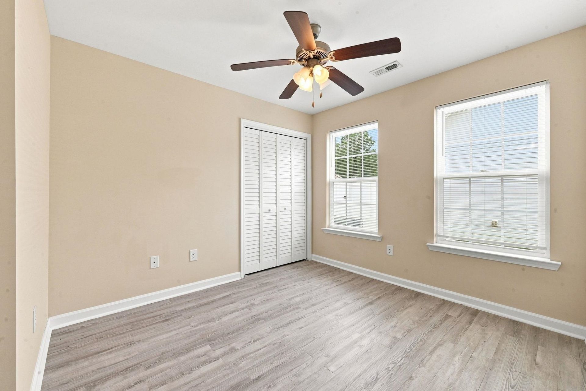 2375 Morlynn Dr.  Photo 12