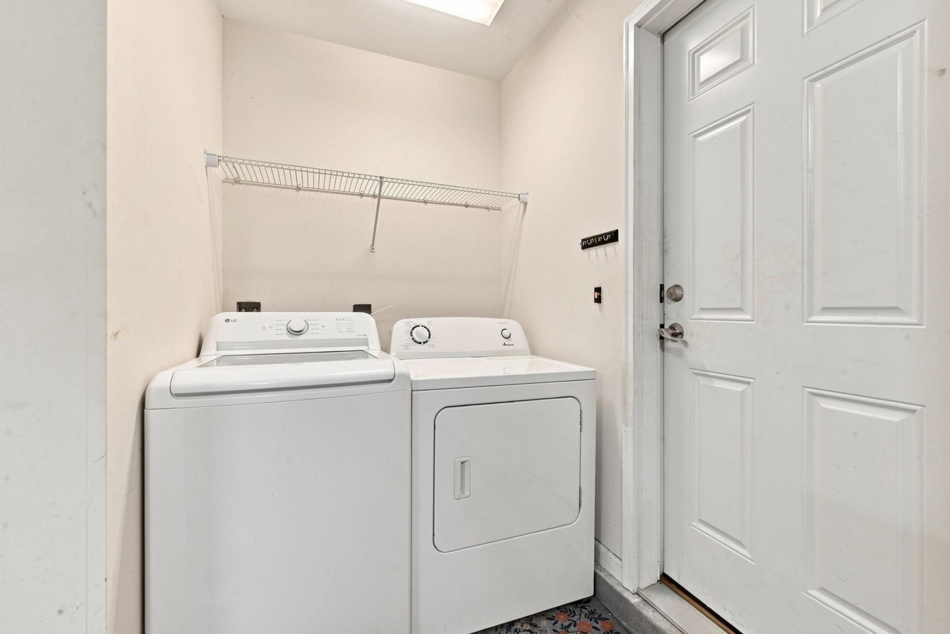 2375 Morlynn Dr.  Photo 16