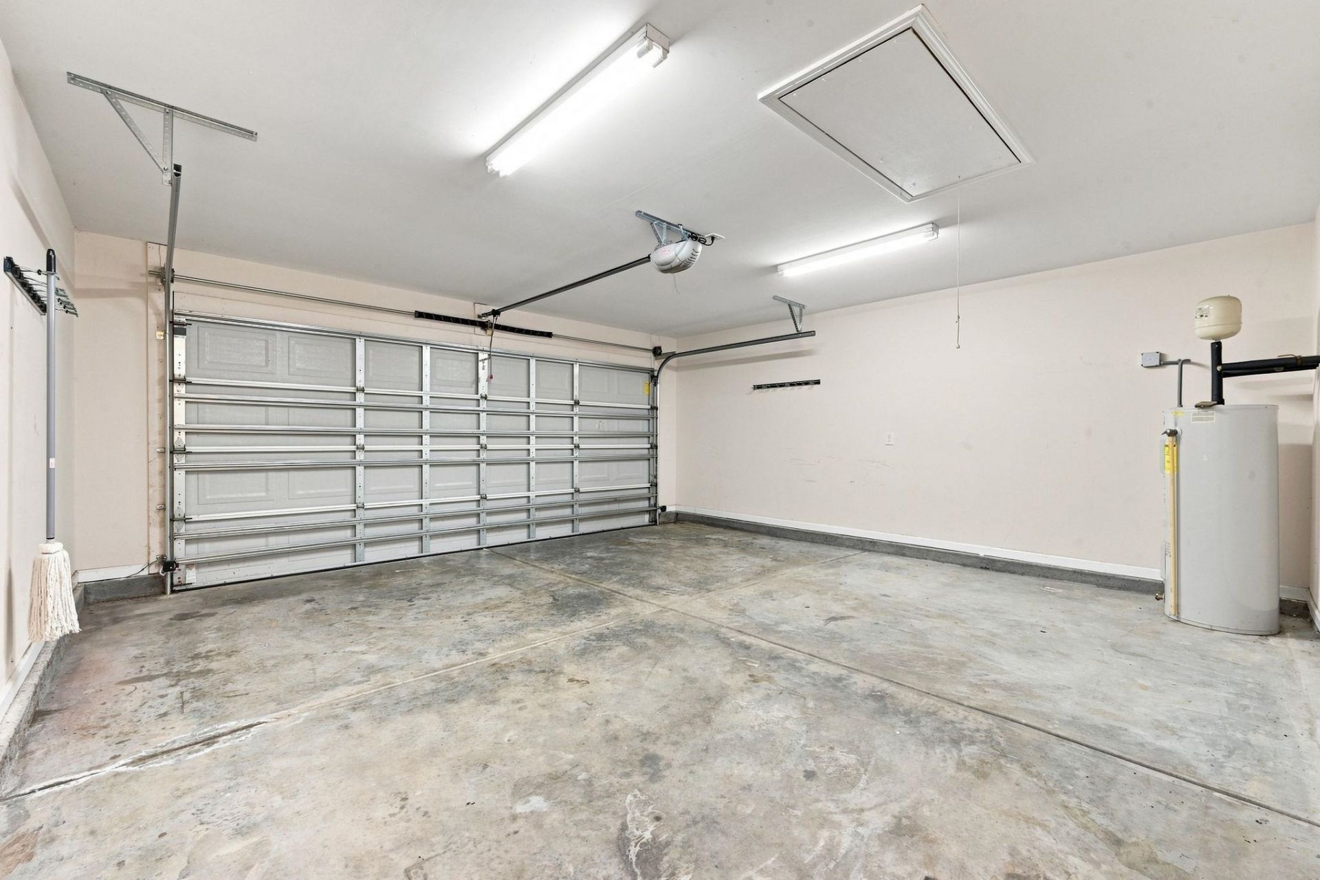 2375 Morlynn Dr.  Photo 17