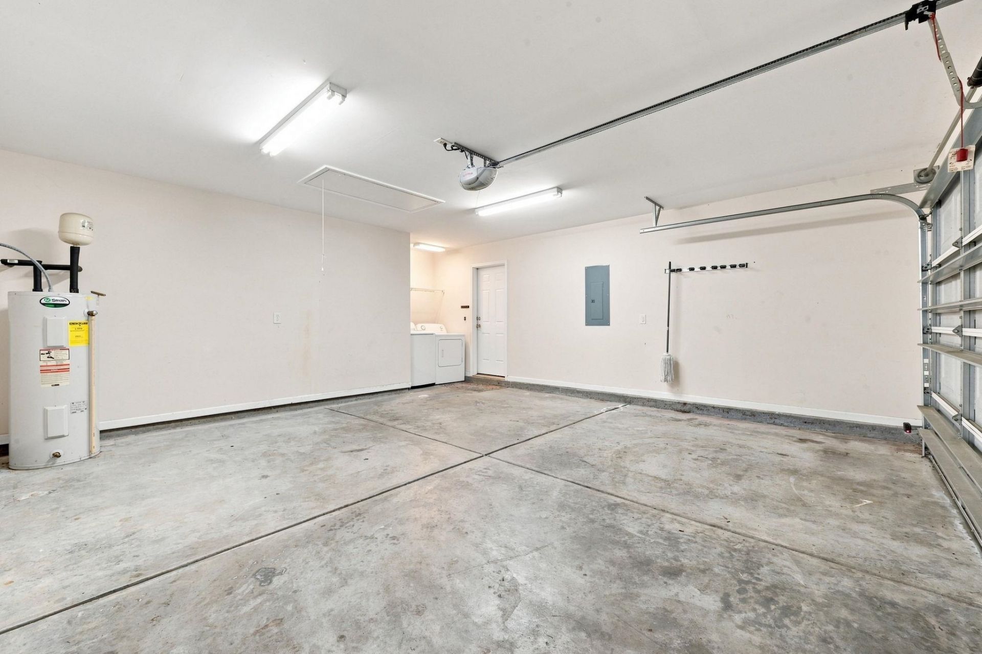 2375 Morlynn Dr.  Photo 18