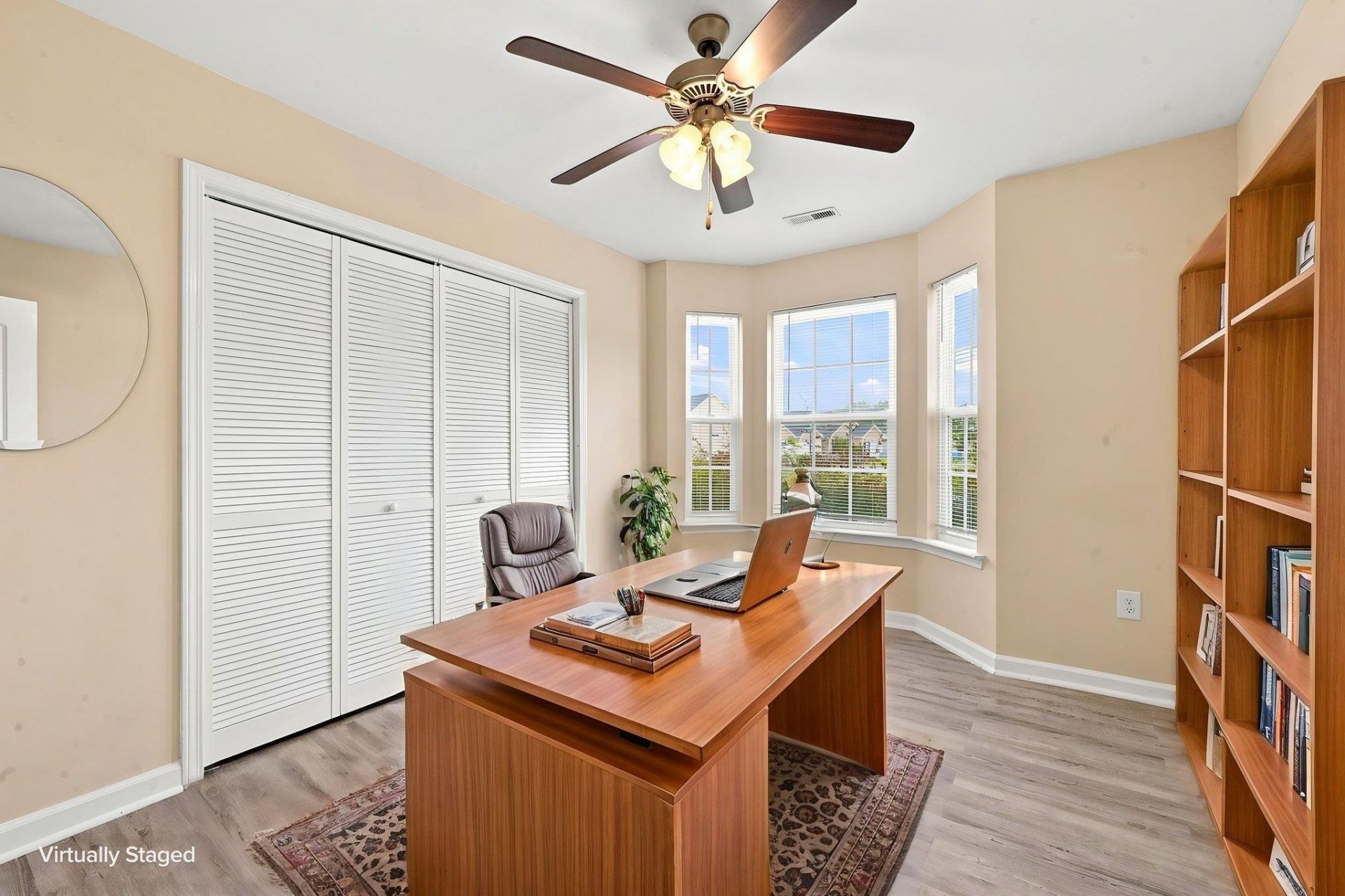 2375 Morlynn Dr.  Photo 8