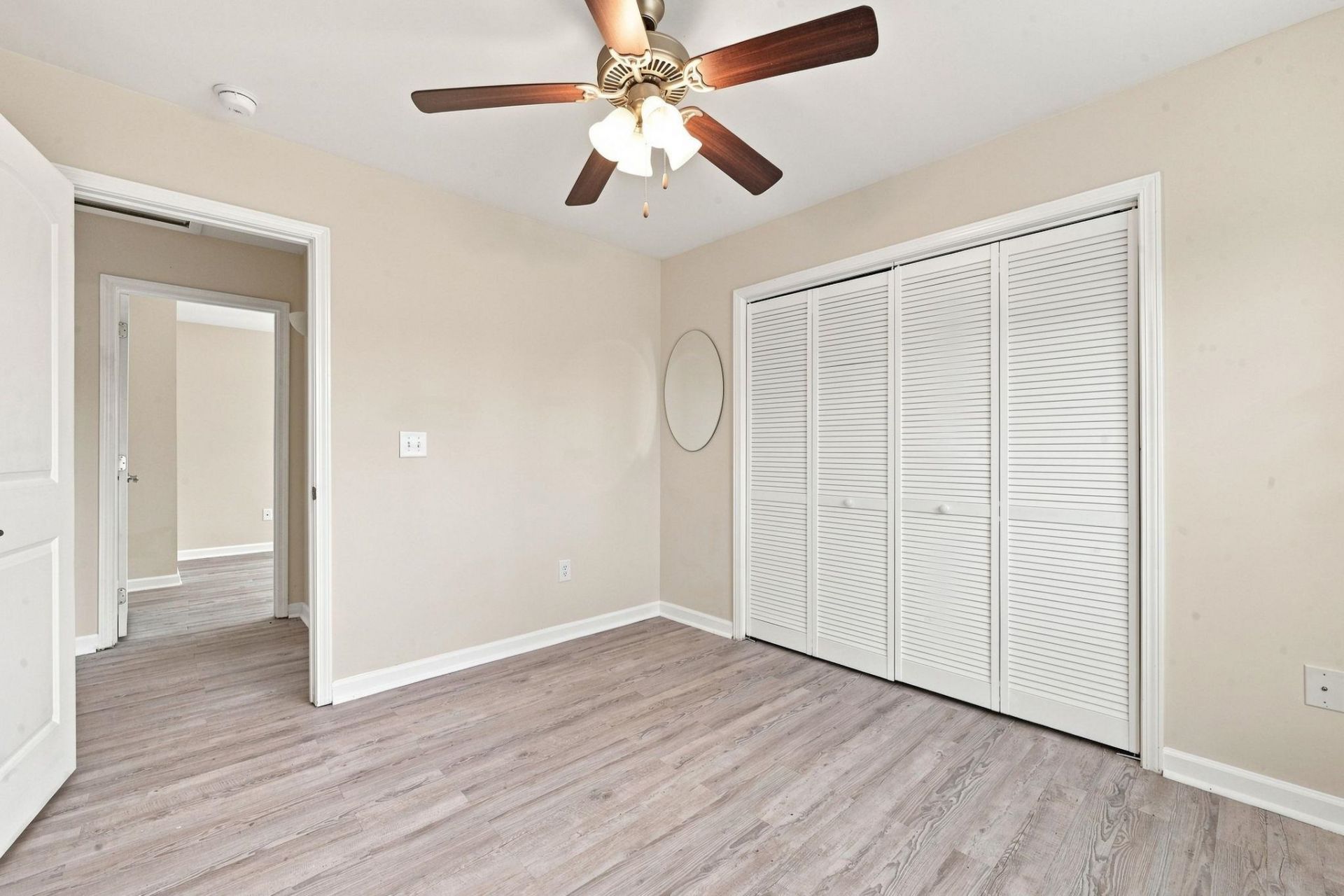 2375 Morlynn Dr.  Photo 9