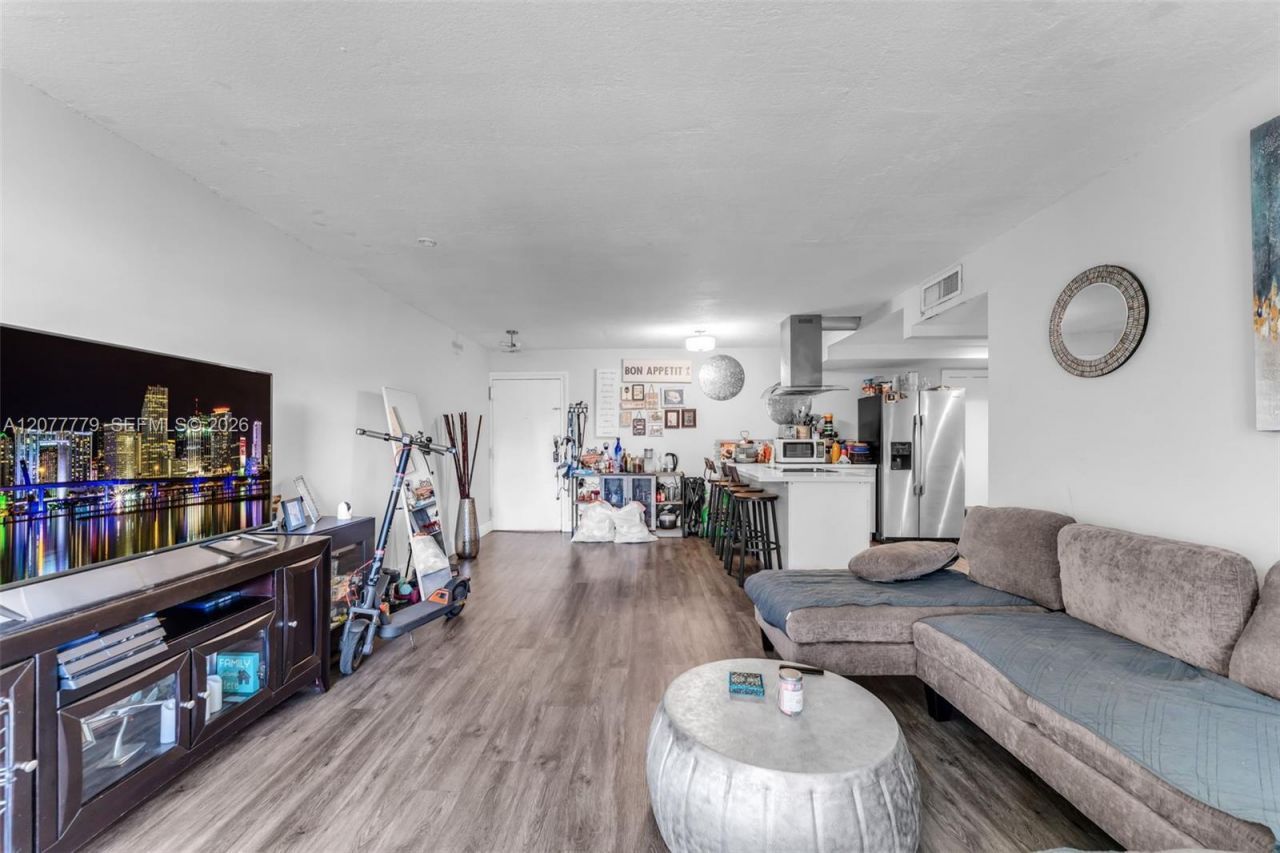 13700 SW 62nd St, Unit 213, Miami, FL 33183 Photo