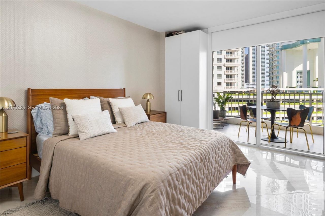 701 Brickell Key Blvd , Unit 707, Miami, FL 33131 Photo