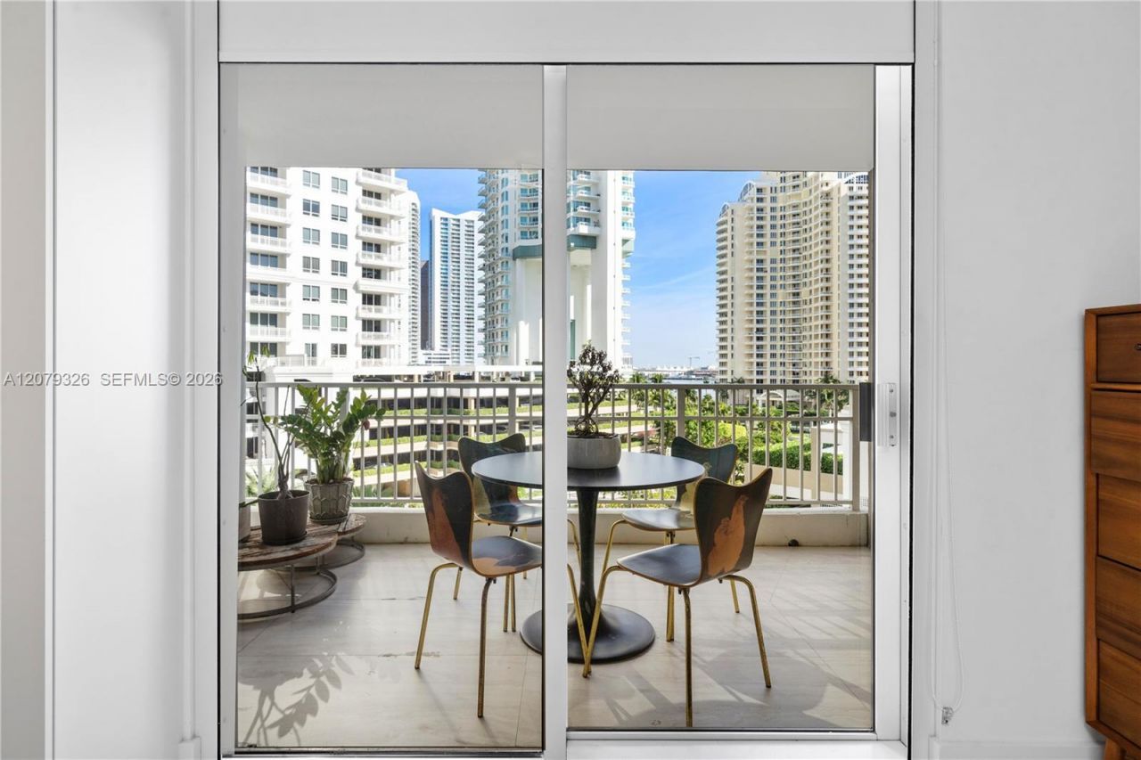 701 Brickell Key Blvd , Unit 707, Miami, FL 33131 Photo