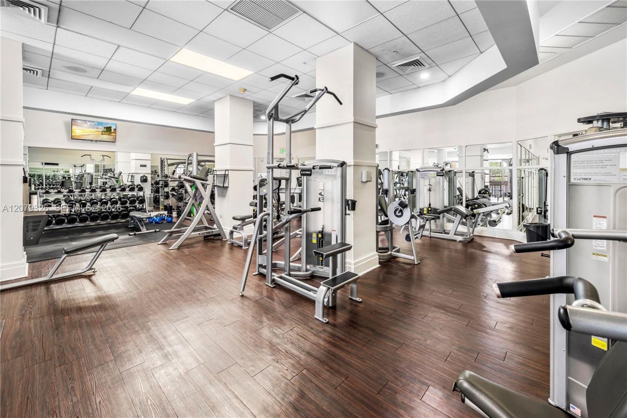 701 Brickell Key Blvd , Unit 707, Miami, FL 33131 Photo