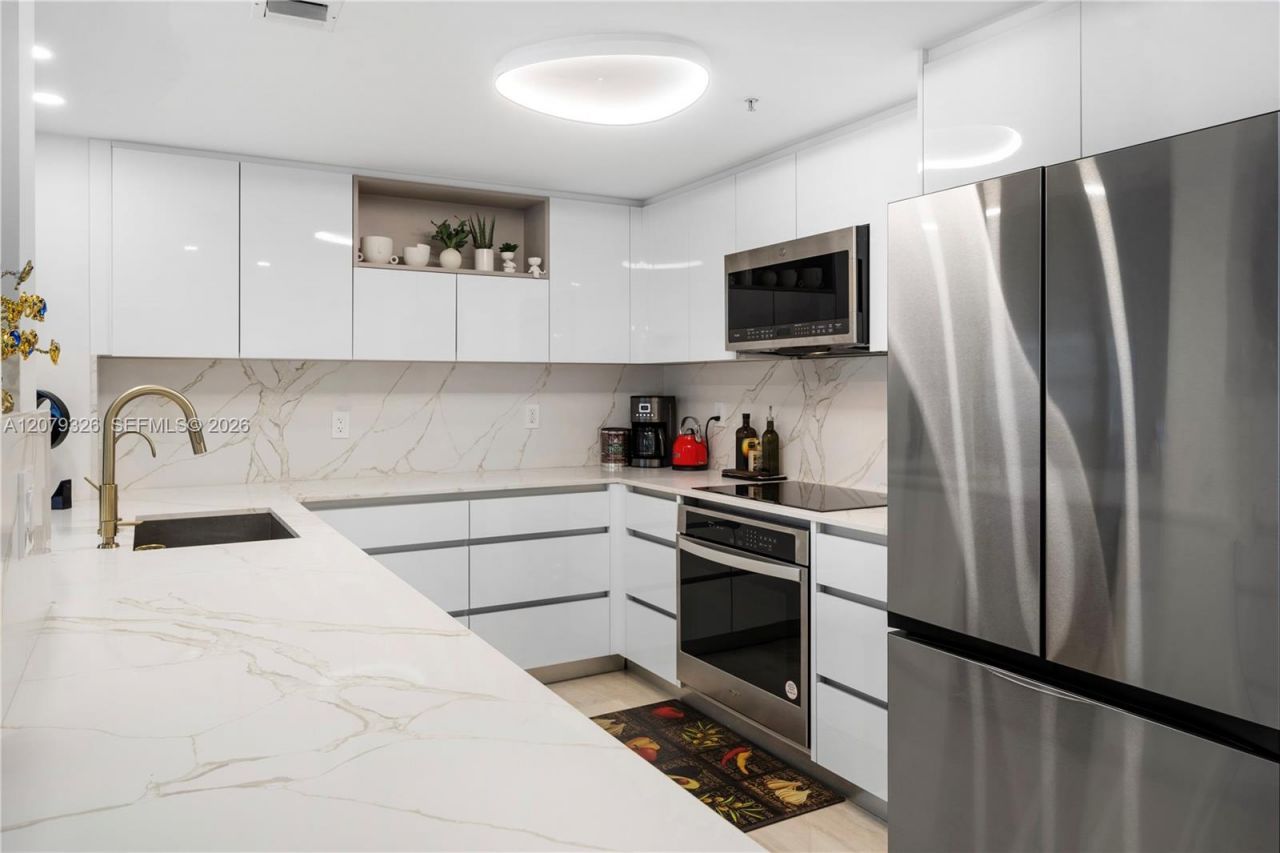 701 Brickell Key Blvd , Unit 707, Miami, FL 33131 Photo