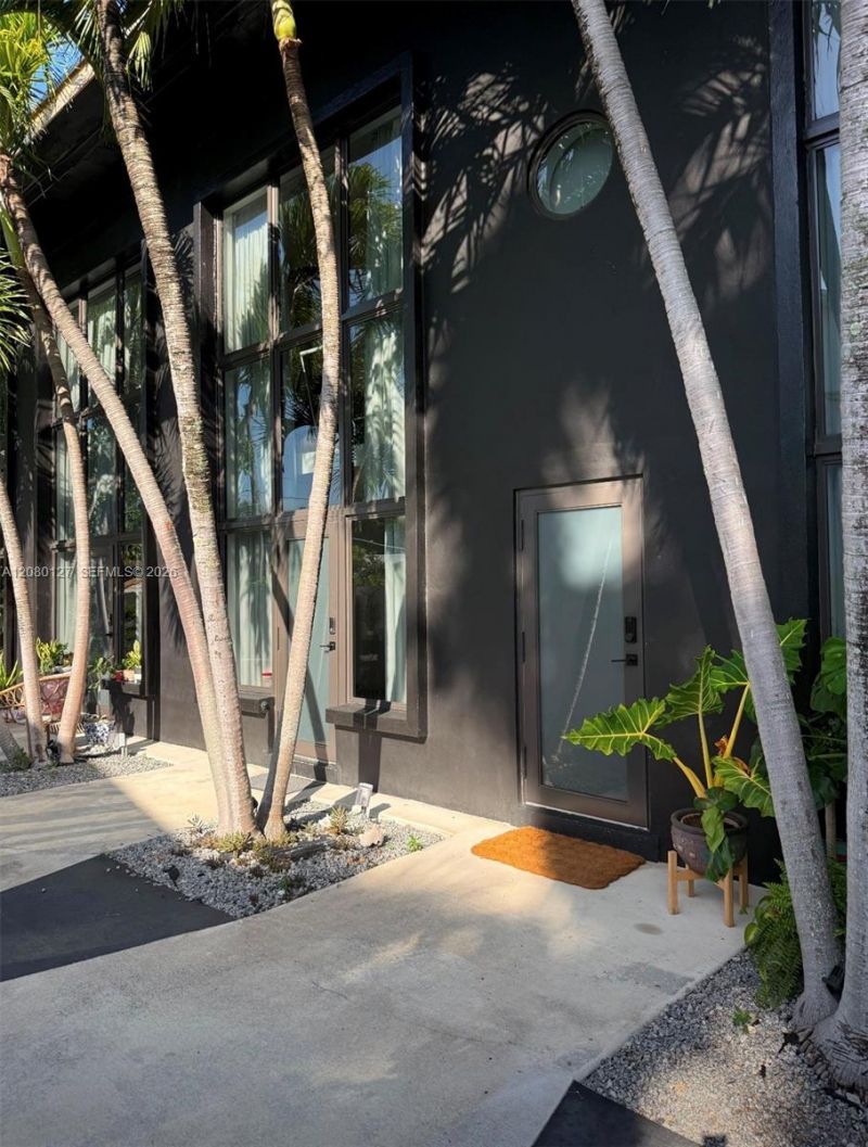 1040 NE 78th St Rd , Unit 5, Miami, FL 33138 Photo