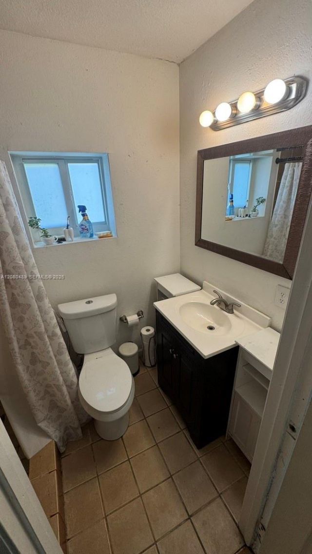 7160 SW 12th St , Miami, FL 33144 Photo