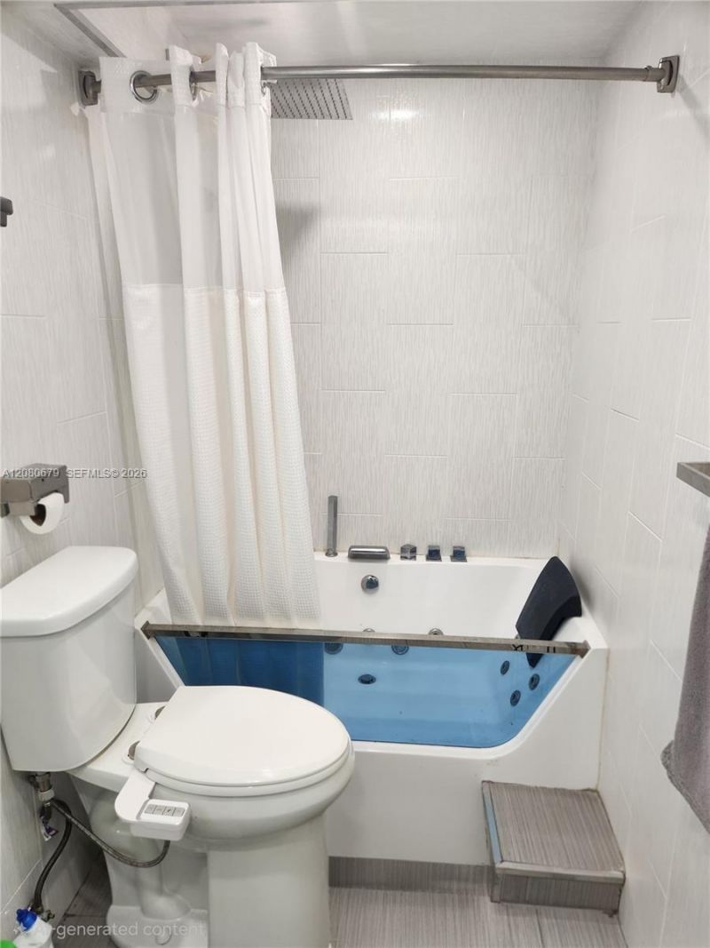 2801 NE 183rd St , Unit 310W, Aventura, FL 33160 Photo