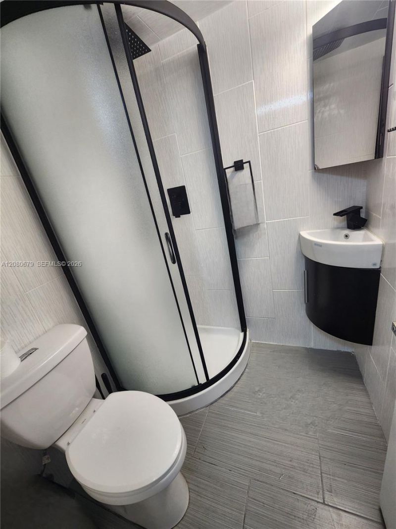 2801 NE 183rd St , Unit 310W, Aventura, FL 33160 Photo