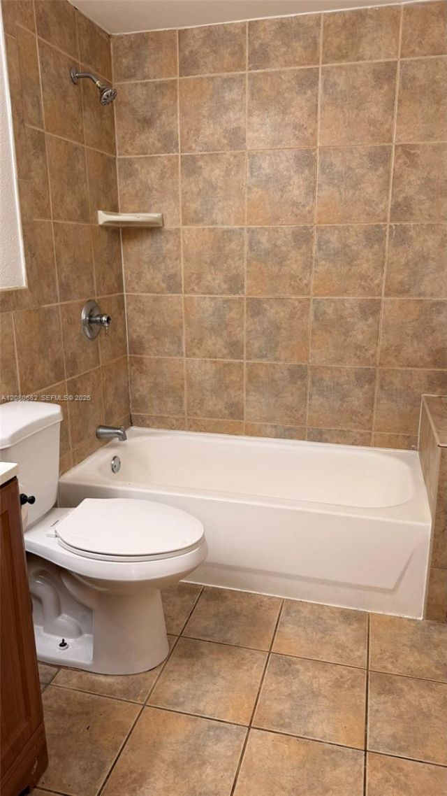 640 SW 9th Court, Unit 02, Pompano Beach, FL 33060 Photo