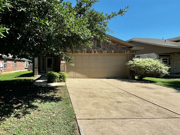 1014 Aiken DR , Leander, TX 78641
