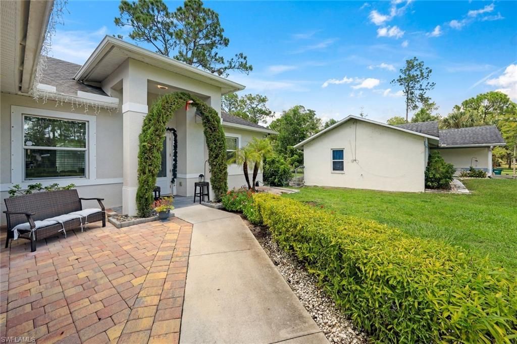543 20th St Se, Naples, FL 34117 Photo