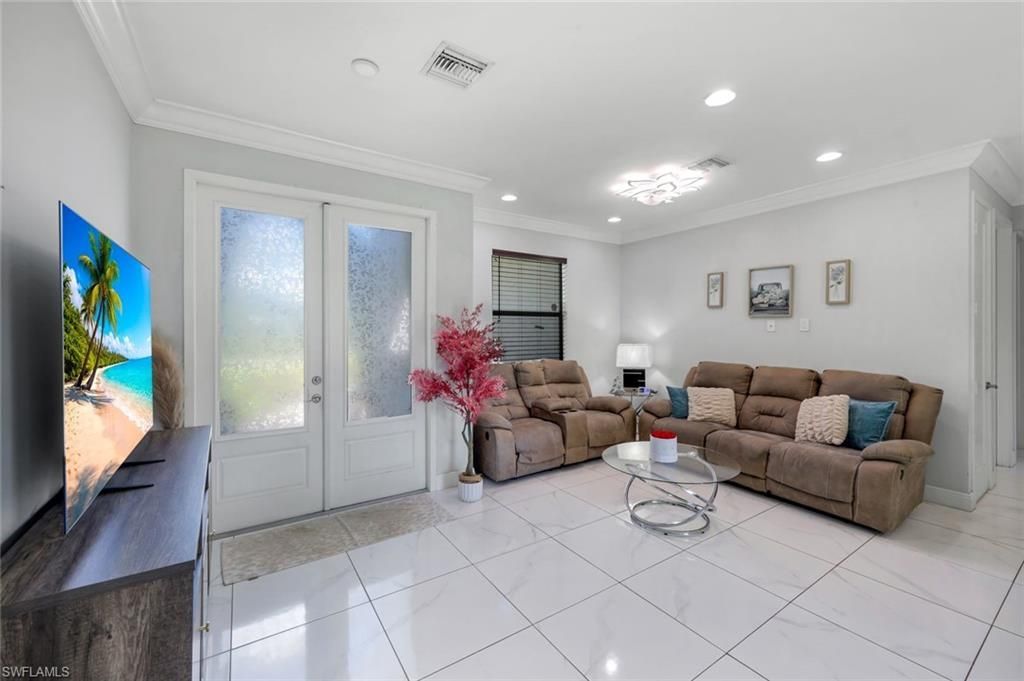 543 20th St Se, Naples, FL 34117 Photo
