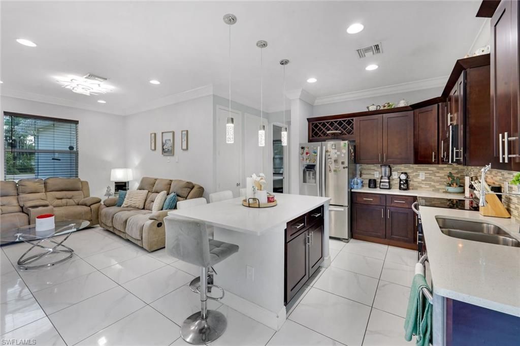 543 20th St Se, Naples, FL 34117 Photo