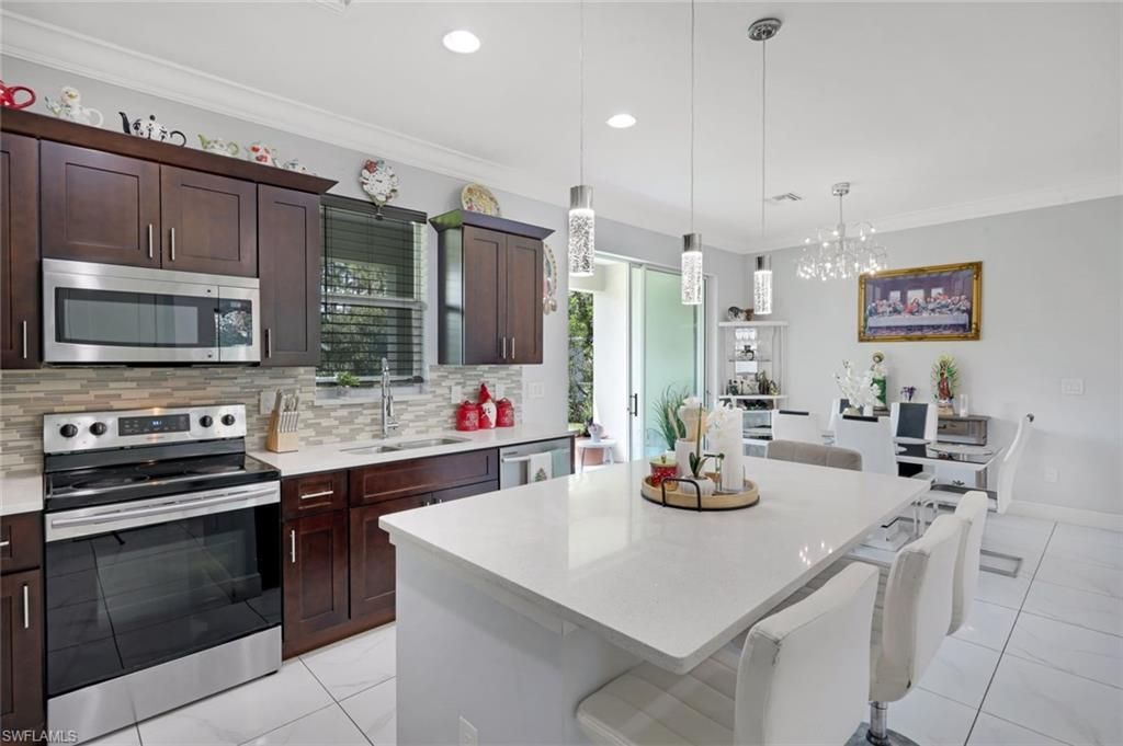 543 20th St Se, Naples, FL 34117 Photo