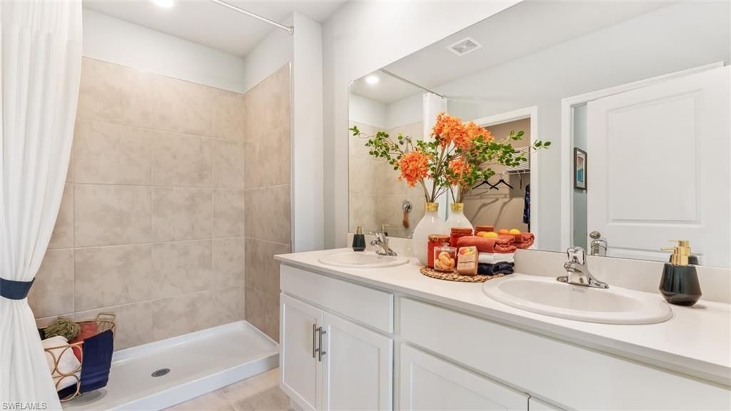 17571 Shade Tree Loop , Punta Gorda, FL 33982 Photo