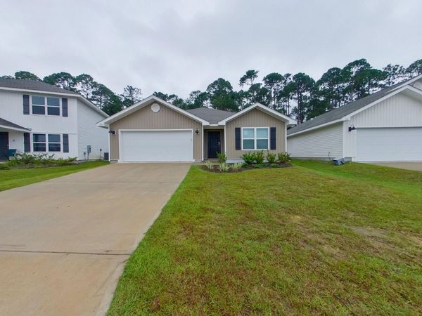 285 Monarch Lane, Pensacola, FL 32503