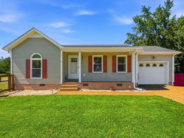 109 Bonnie Dr , Portland, TN 37148