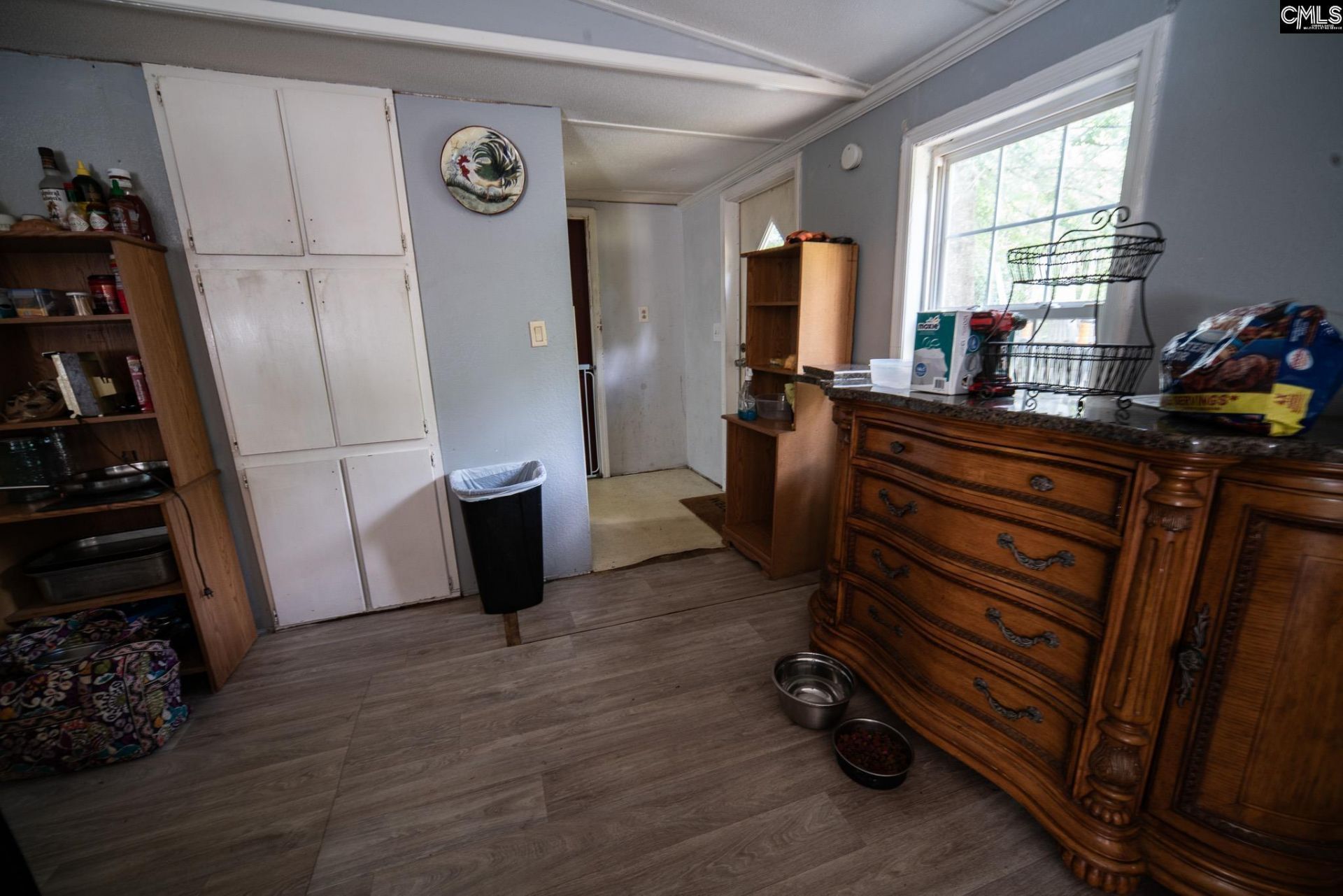 1746 Nazareth Road  Photo 10