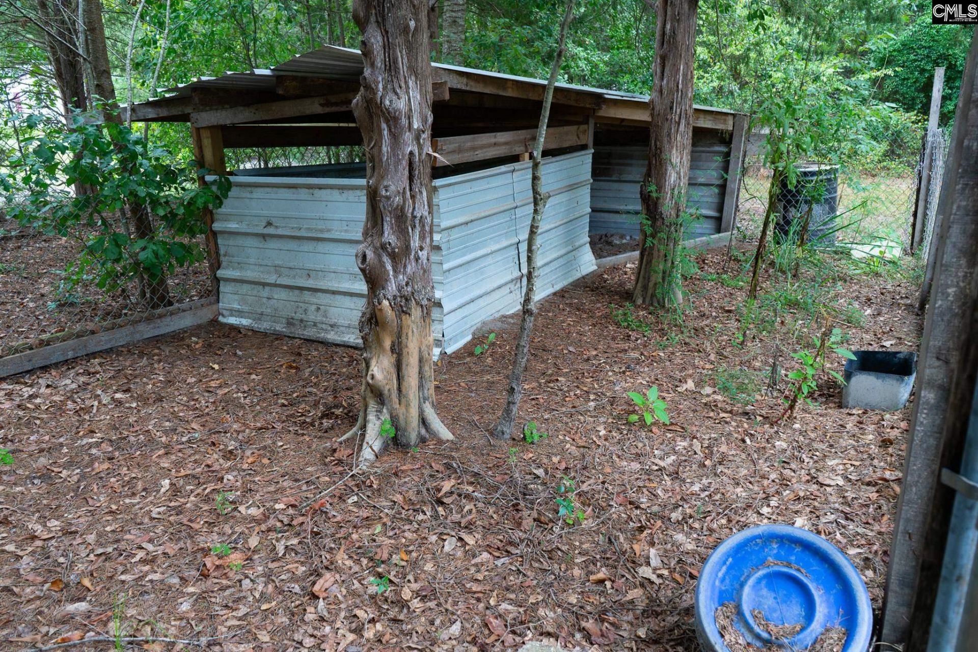 1746 Nazareth Road  Photo 11