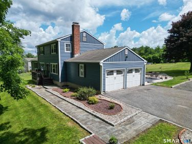 277 Chestnut Land, New Milford, CT 06776